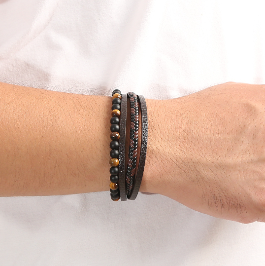 Leather bracelet for men: Style and elegance on your wrist